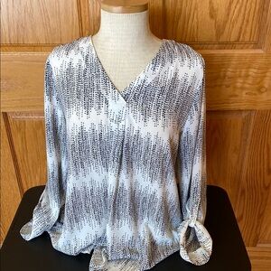 Elegant Black and White Women's Top